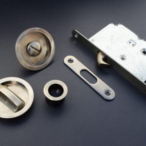 Cerradura 2003 Cuero