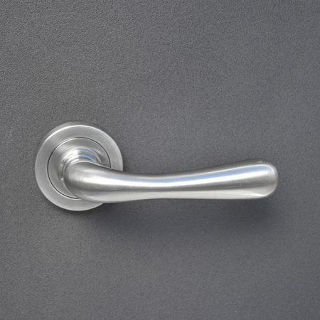 4823 NM Rosetas de Latón